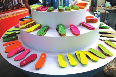 南安企業&ldquo;機能鞋墊&rdquo;晉江鞋博會受熱捧